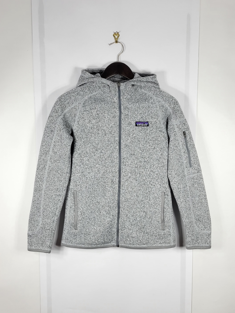 Patagonia  Light Gray Hooded Zip Fleece Jacket #825